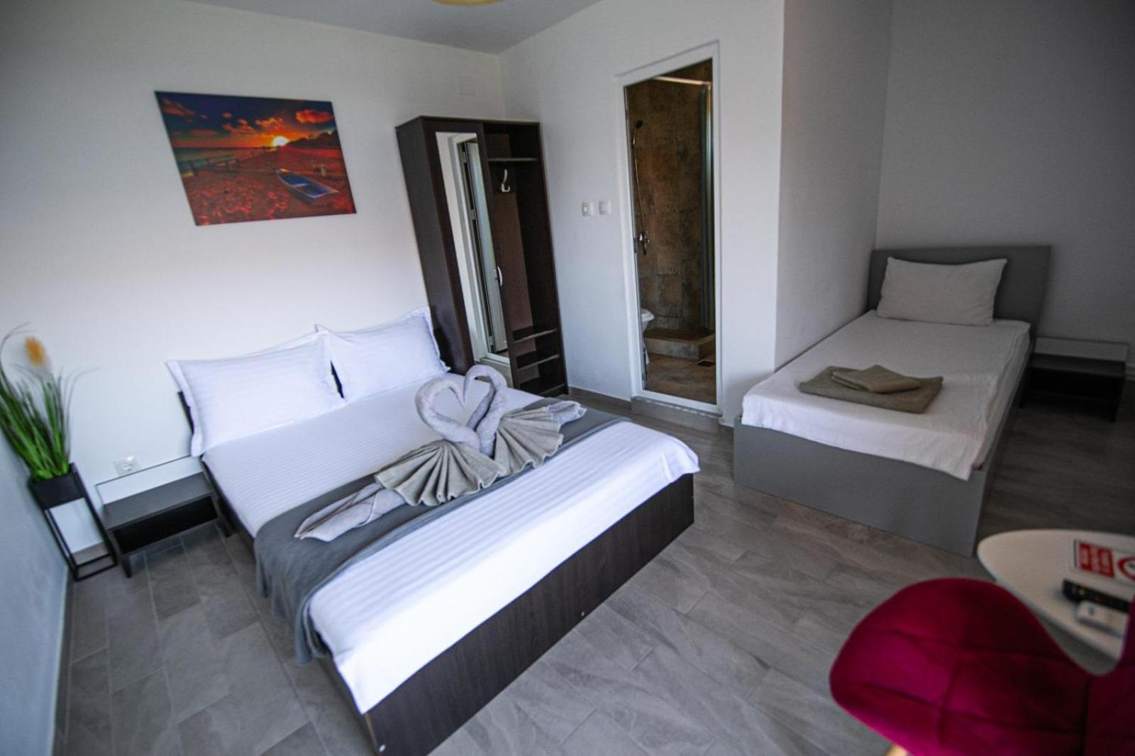 Hotel Casa Jessi à Două Mai Extérieur photo